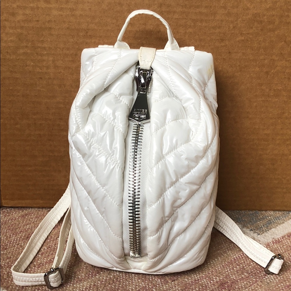Aimee Kestenberg Tamitha Puffer Backpack in White Quilted Nylon, excellent - Picture 2 of 10
